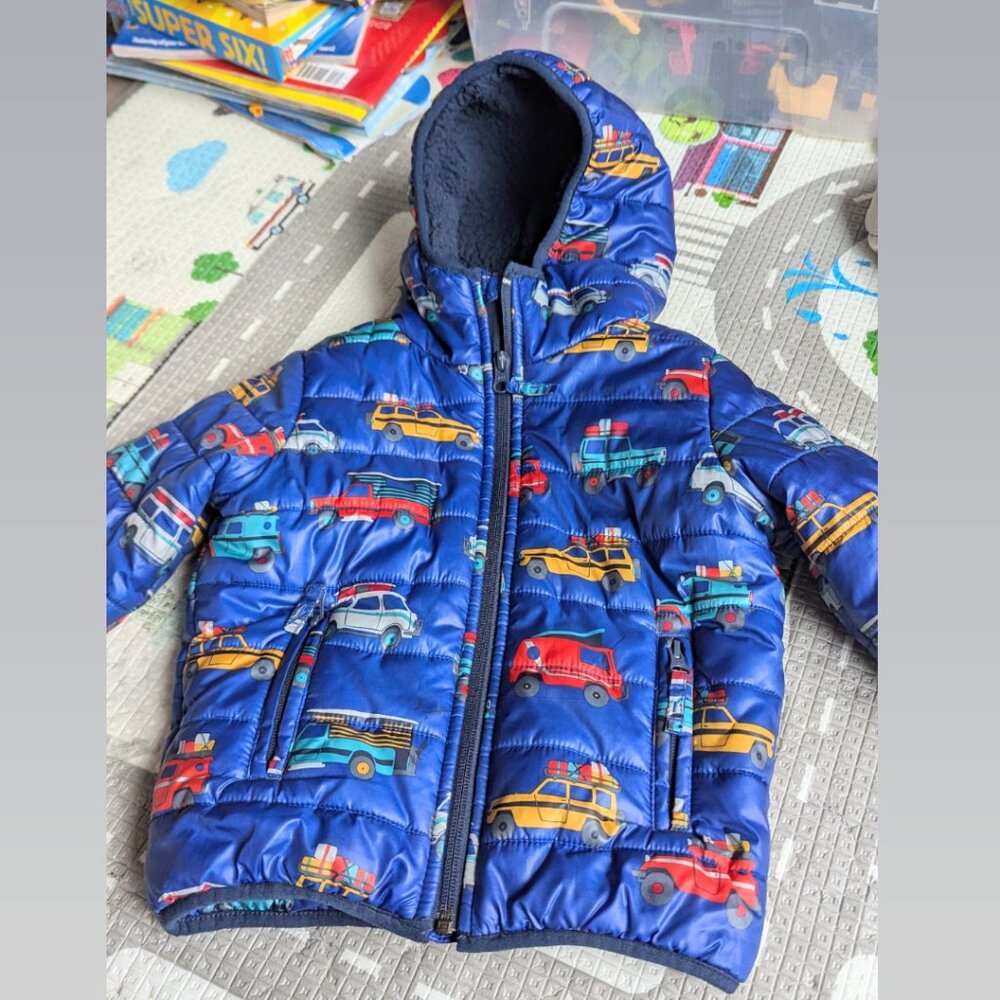 Children's Place Blue Cars Pattern Puffer Jacket Boys Kids 3T